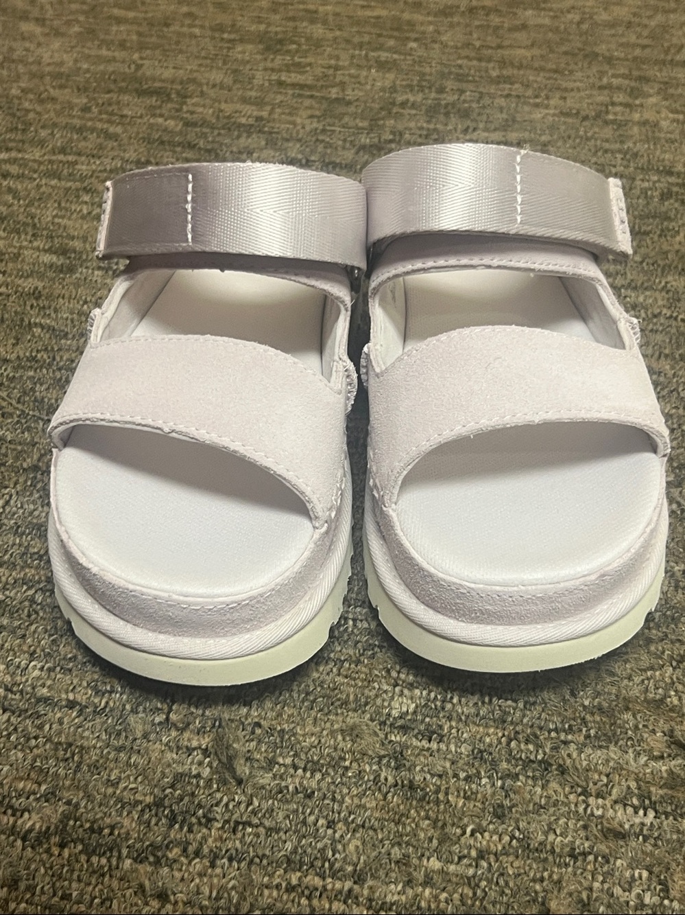UGG Goldenstar Glide Platform sandal in Bay Fog size 9 NIB - Picture 6 of 9